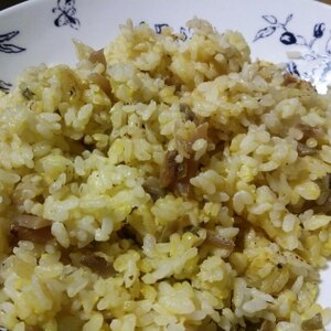 味付きザーサイで簡単チャーハン　搾菜炒飯